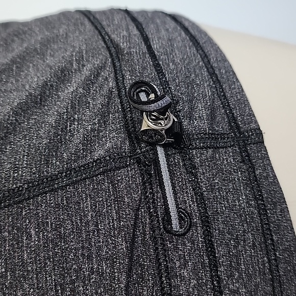 Lululemon charcoal gray/black sleeveless shirt-4 - Picture 4 of 8